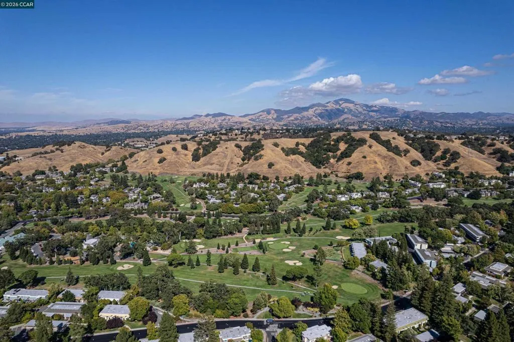 1348 1348 Rockledge Ln 4, Walnut Creek, California 94595 home-pic-38