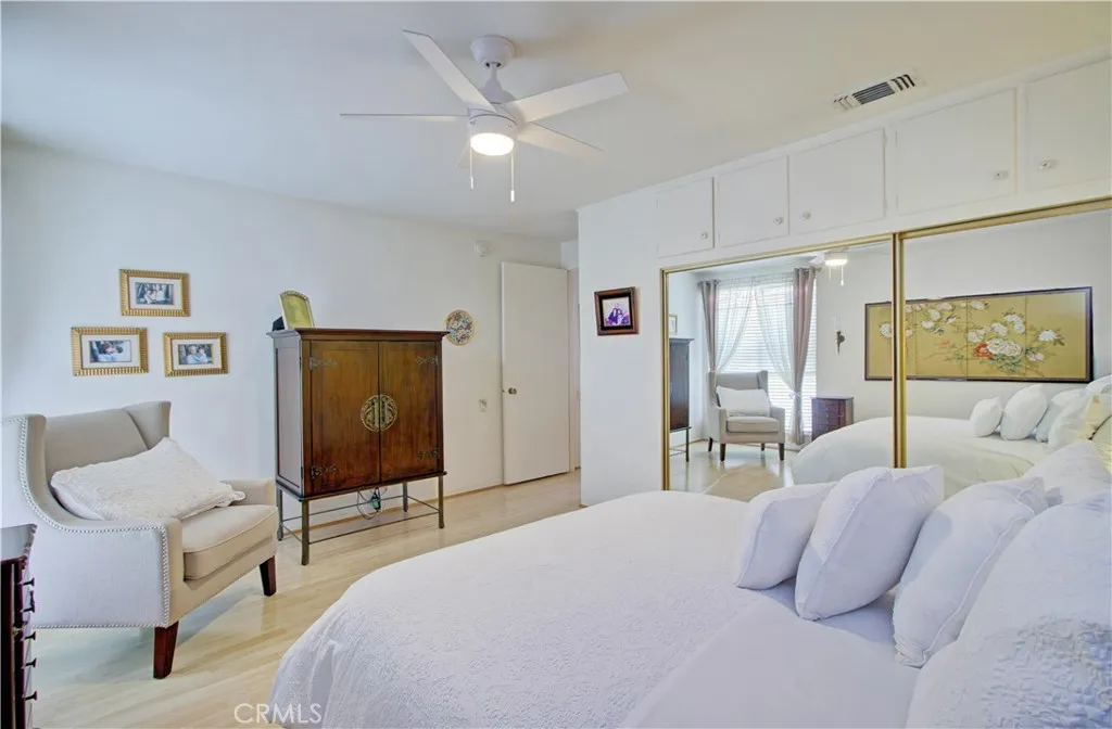 89 Calle Aragon F, Laguna Woods, California 92637 home-pic-23