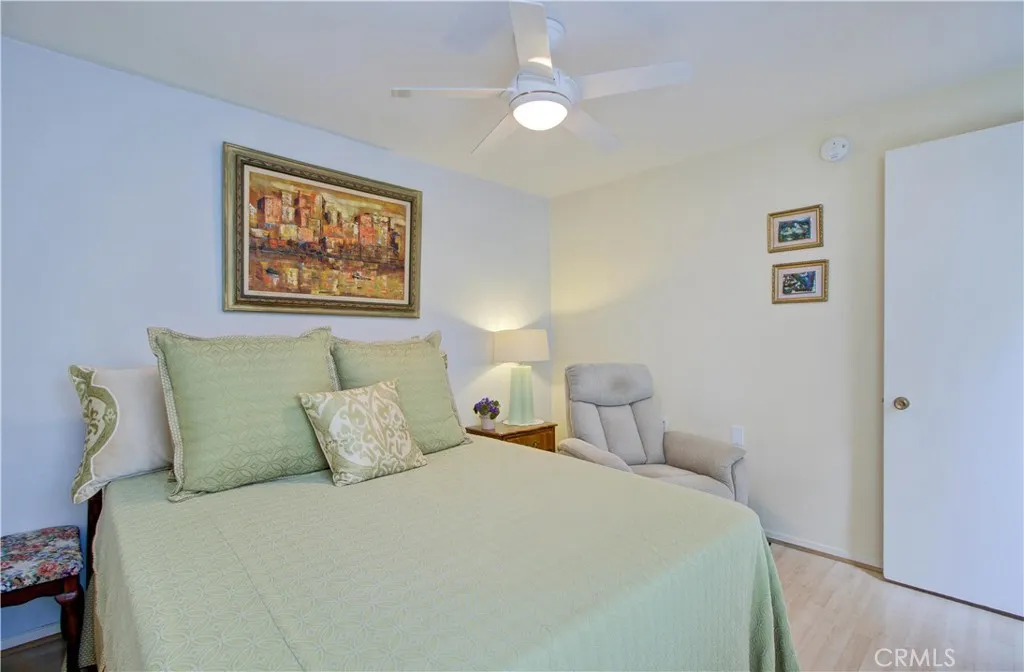 89 Calle Aragon F, Laguna Woods, California 92637 home-pic-33