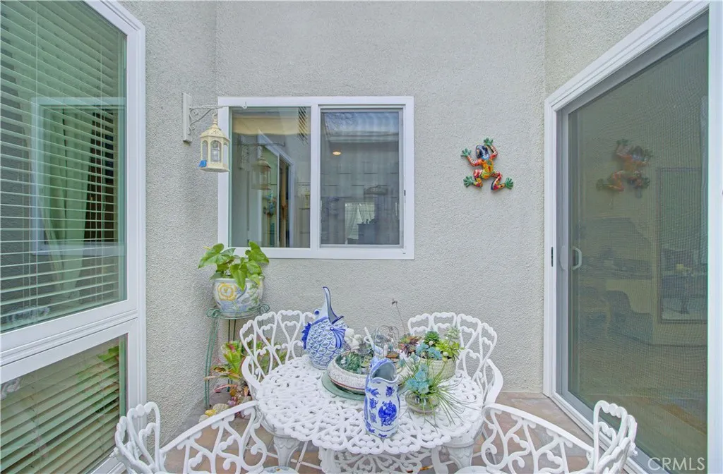 89 Calle Aragon F, Laguna Woods, California 92637 home-pic-17