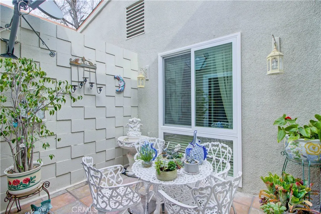 89 Calle Aragon F, Laguna Woods, California 92637 home-pic-18