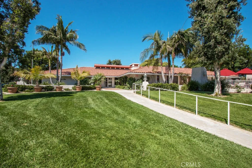 89 Calle Aragon F, Laguna Woods, California 92637 home-pic-51