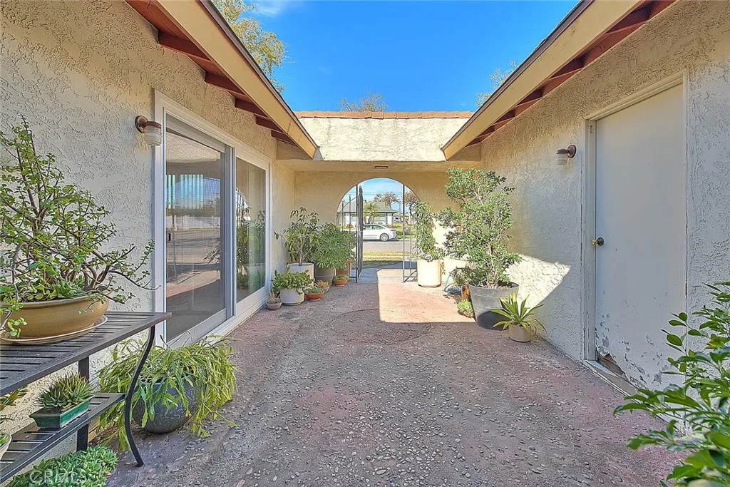 6252 Santa Rita, Garden Grove, California 92845 home-pic-3