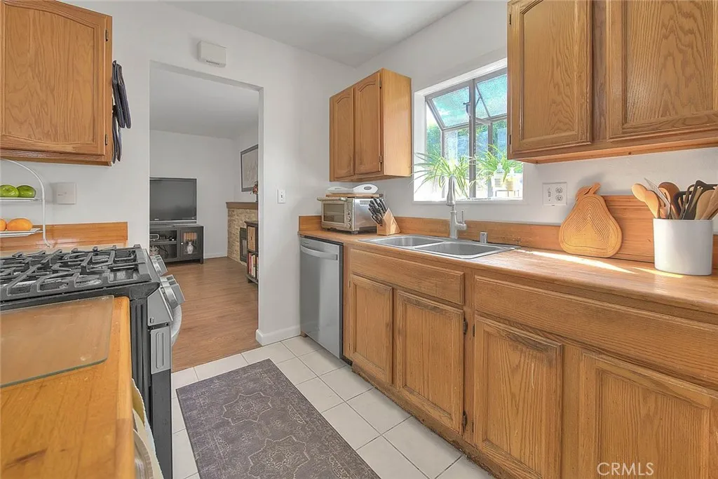 6252 Santa Rita, Garden Grove, California 92845 home-pic-34
