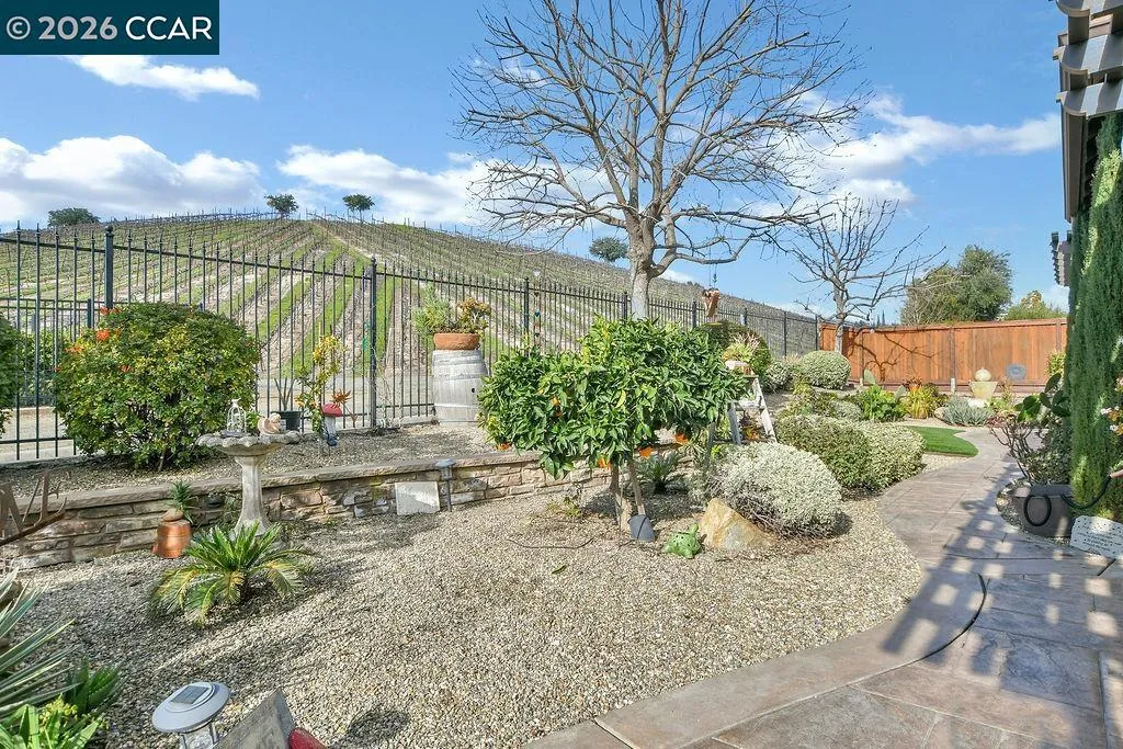 1155 1155 Saint Julien St, Brentwood, California 94513 home-pic-41