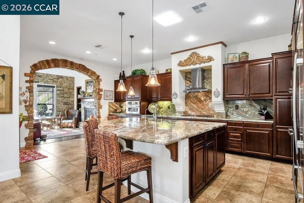 1155 1155 Saint Julien St, Brentwood, California 94513 home-pic-17