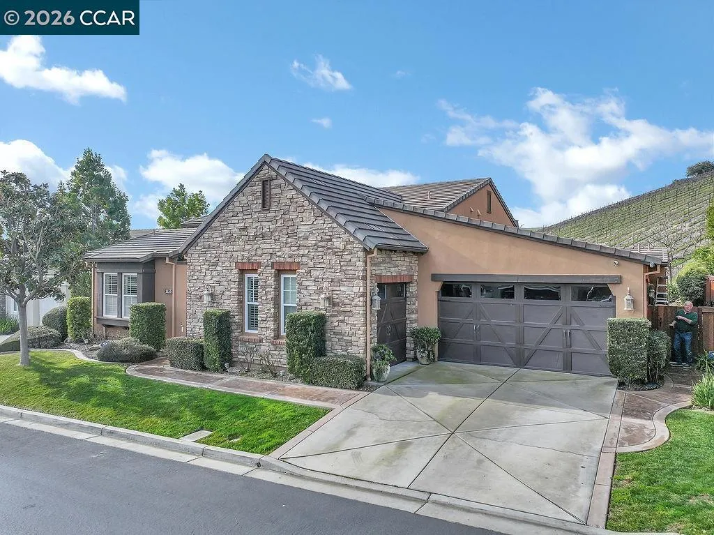 1155 1155 Saint Julien St, Brentwood, California 94513 home-pic-4