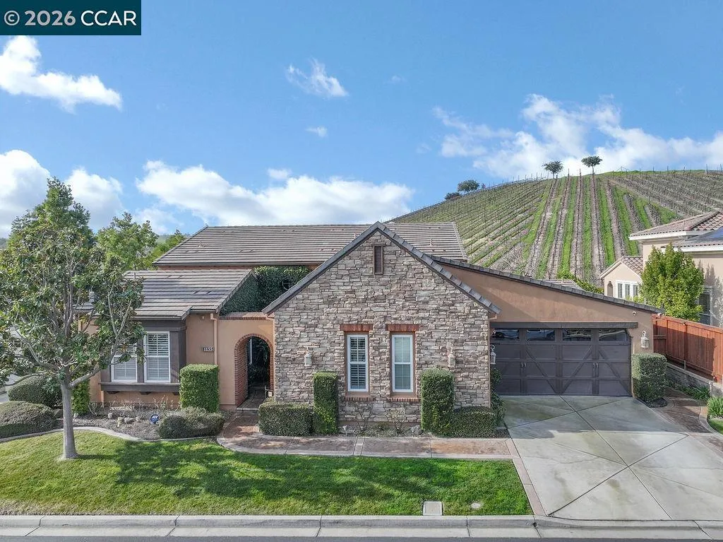 1155 1155 Saint Julien St, Brentwood, California 94513 home-pic-1