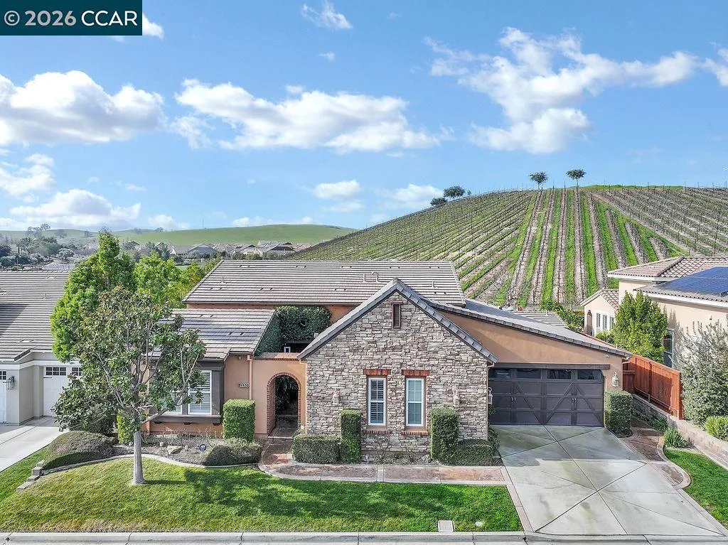 1155 1155 Saint Julien St, Brentwood, California 94513 home-pic-6