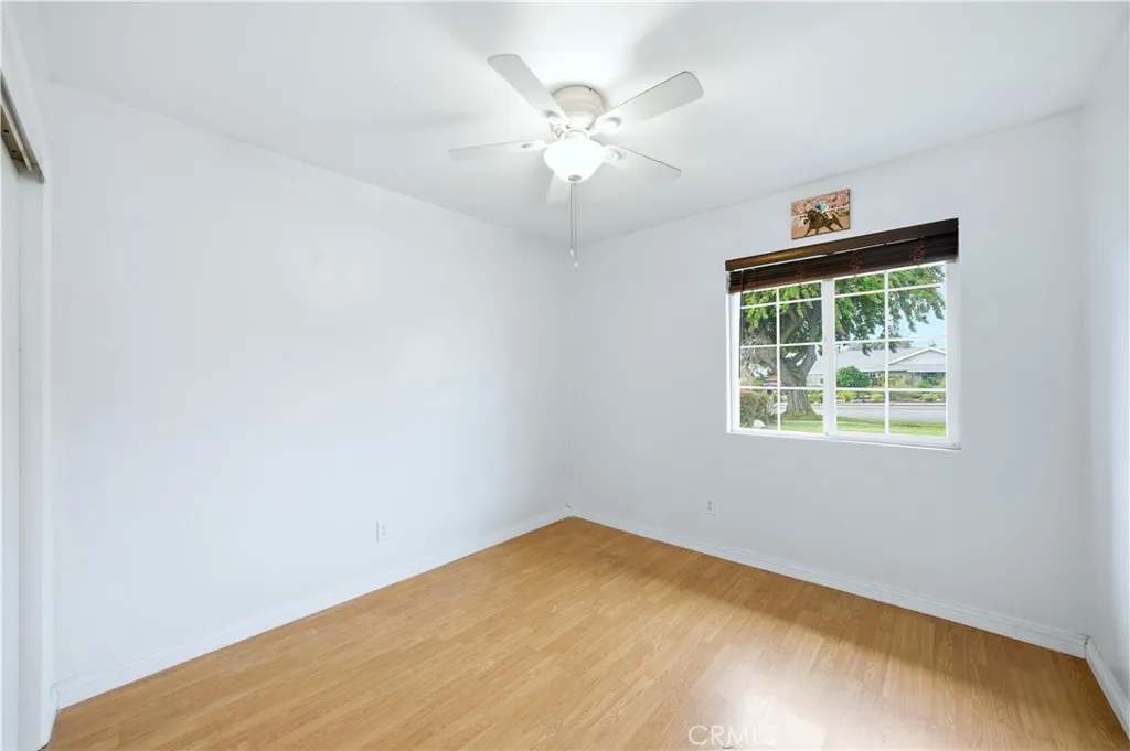 1640 Lakewood Avenue, Upland, California 91784 home-pic-21
