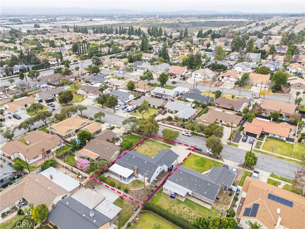 1640 Lakewood Avenue, Upland, California 91784 home-pic-38