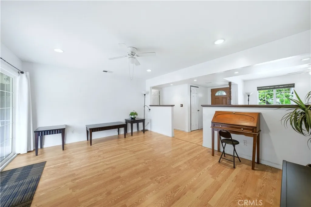 1640 Lakewood Avenue, Upland, California 91784 home-pic-6