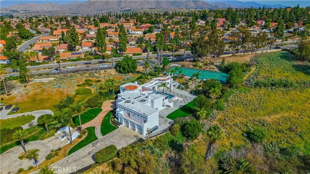 6910 Sandtrack, Riverside, California 92506 home-pic-10