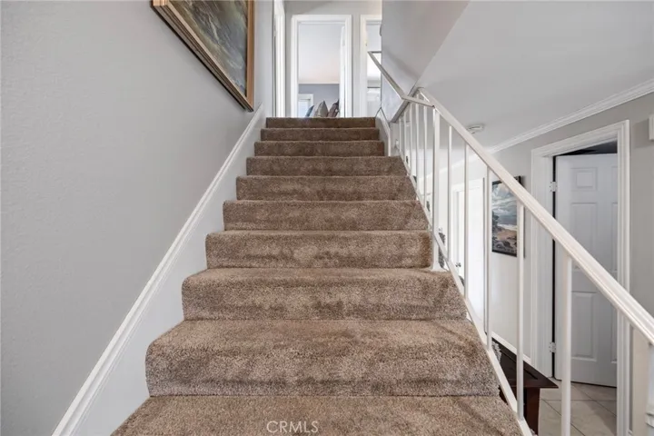 extra wide stairs!