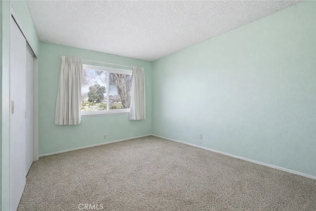 19629 Oneida, Apple Valley, California 92307 home-pic-18