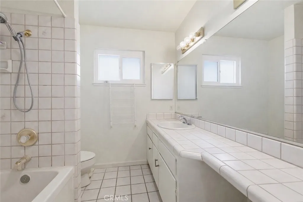 19629 Oneida, Apple Valley, California 92307 home-pic-16