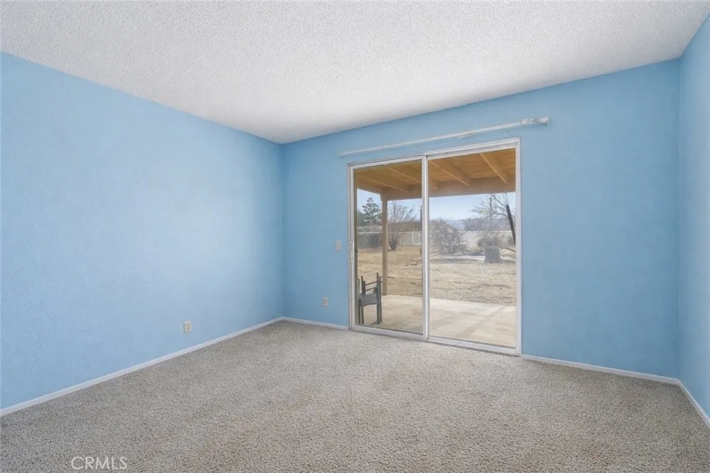19629 Oneida, Apple Valley, California 92307 home-pic-19
