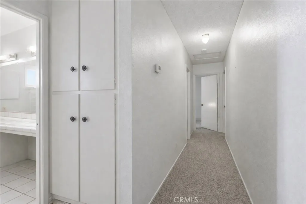 19629 Oneida, Apple Valley, California 92307 home-pic-15