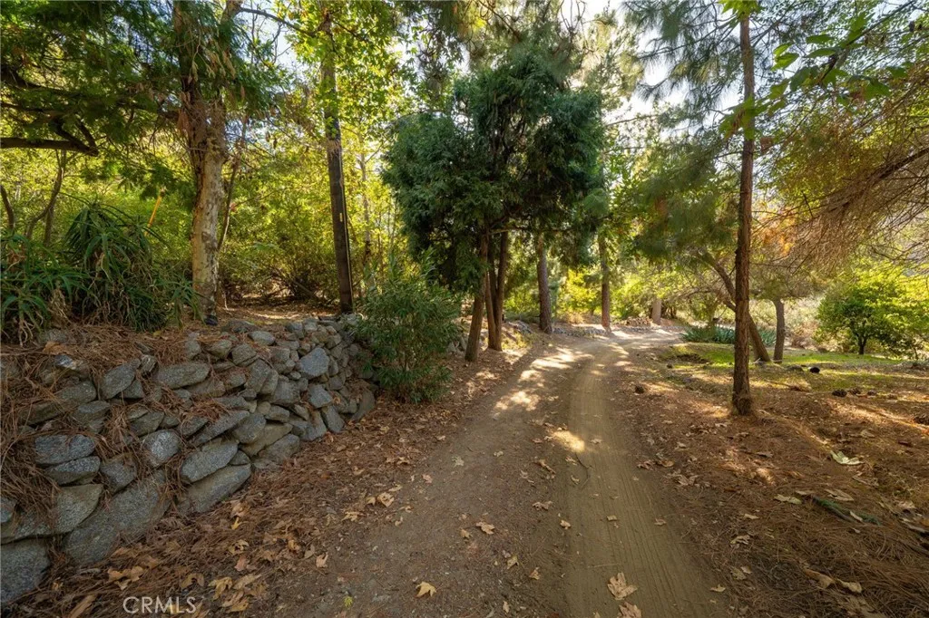 2800 N Mountain Avenue, Upland, California 91784 home-pic-15