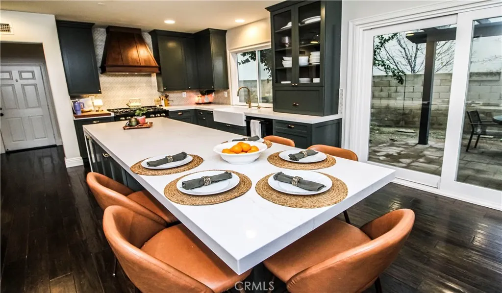 20 Moonridge Court, Azusa, California 91702 home-pic-10