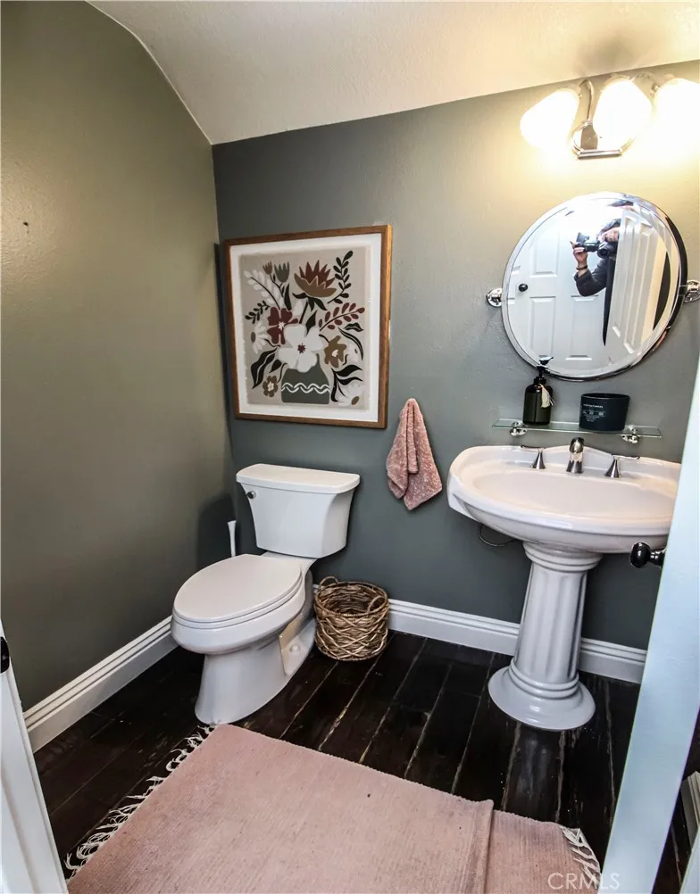 20 Moonridge Court, Azusa, California 91702 home-pic-23