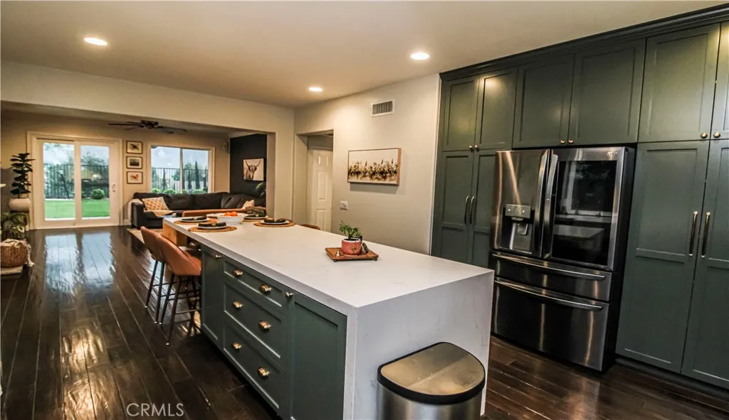 20 Moonridge Court, Azusa, California 91702 home-pic-14