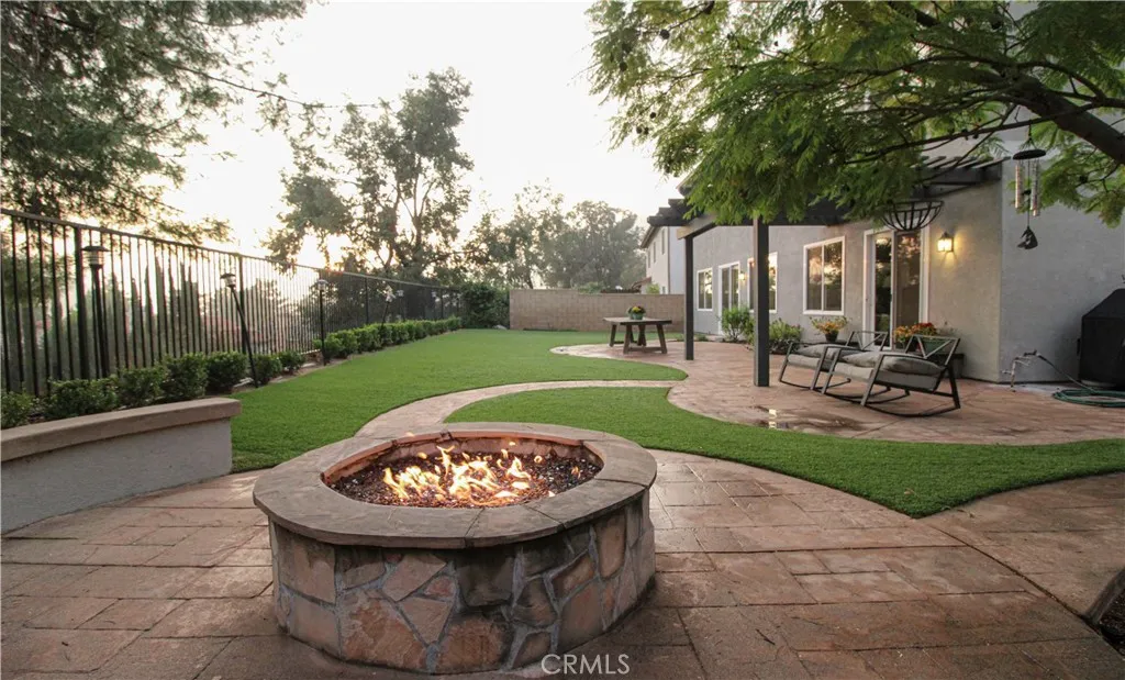 20 Moonridge Court, Azusa, California 91702 home-pic-38