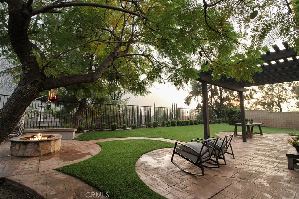 20 Moonridge Court, Azusa, California 91702 home-pic-43