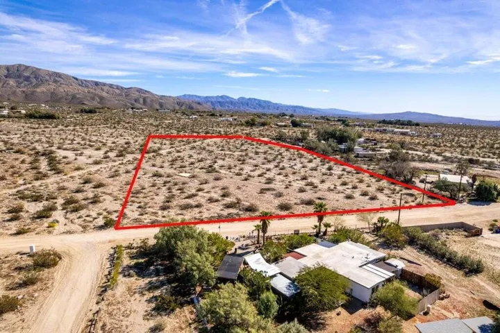 1 Smith Rd Sky Valley