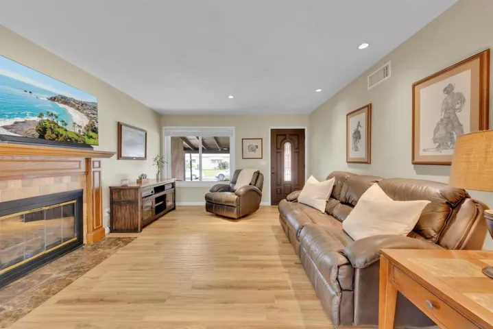 13622 Utopia Rd, Poway, California 92064