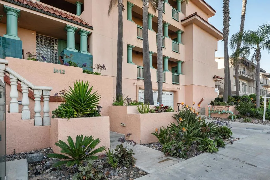 1442 Seacoast 7, Imperial Beach, California 91932 home-pic-4