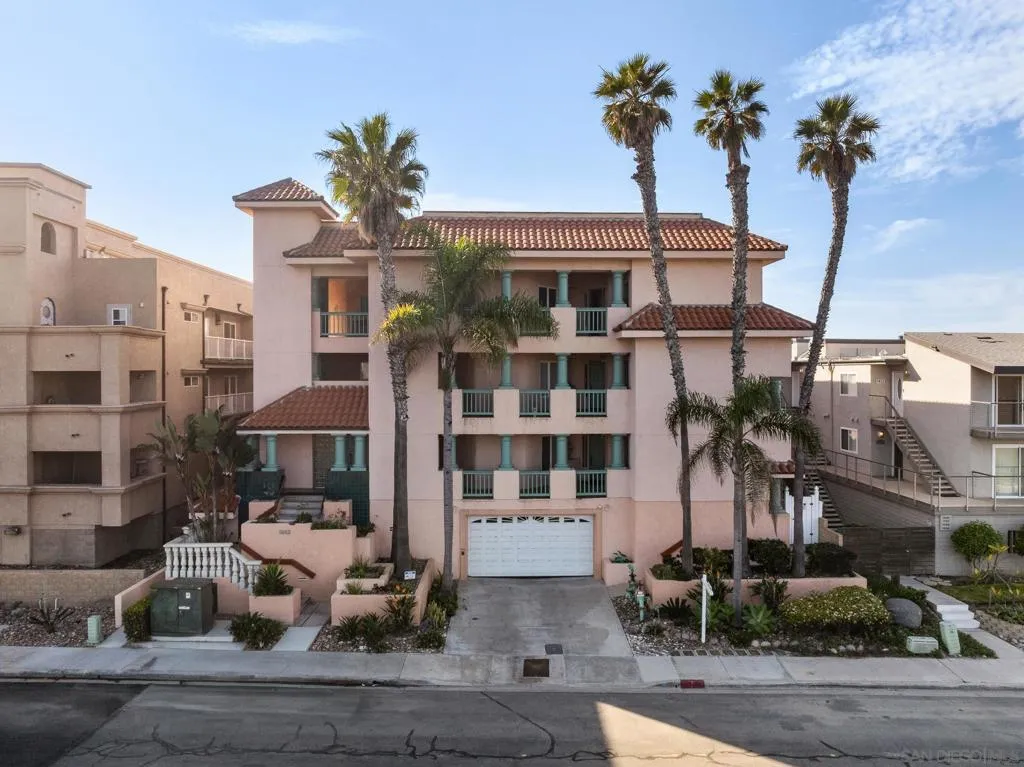 1442 Seacoast 7, Imperial Beach, California 91932 home-pic-3