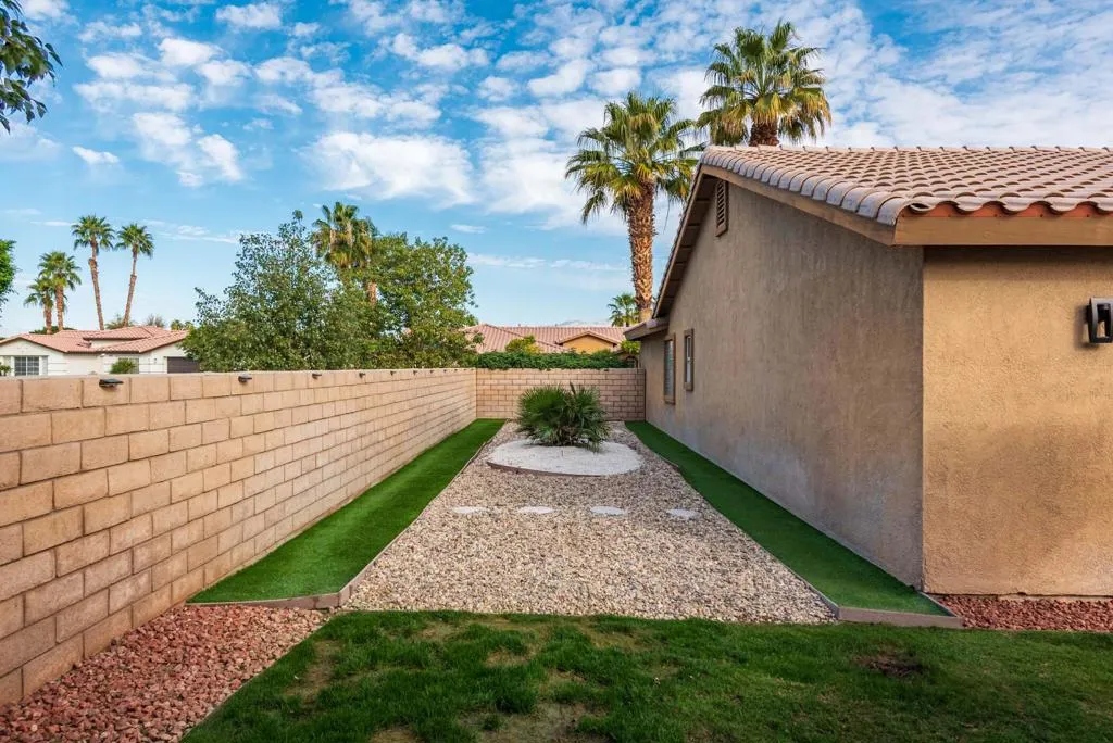 78955 Zenith Way, La Quinta, California 92253 home-pic-37