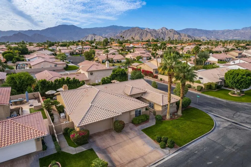 78955 Zenith Way, La Quinta, California 92253 home-pic-40
