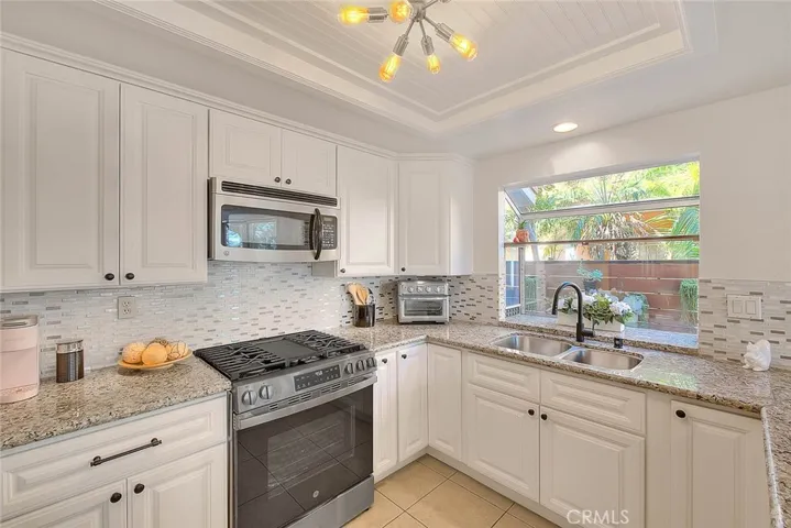 15681 Ladera Vista, Chino Hills, California 91709