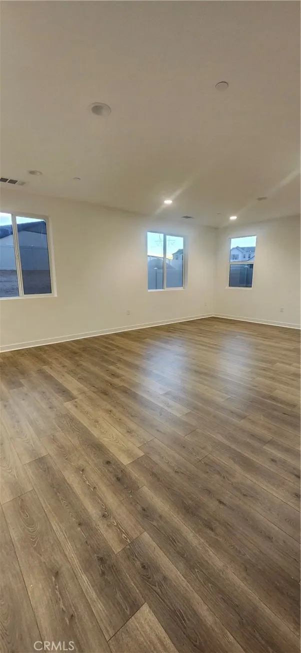 17465 Luray Street, Hesperia, California 92345 home-pic-4