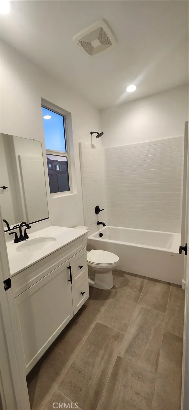 17465 Luray Street, Hesperia, California 92345 home-pic-3
