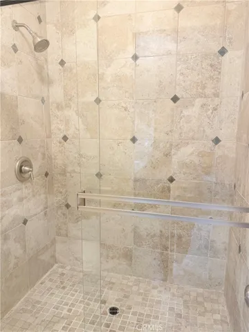 Master Bath_Shower_bright