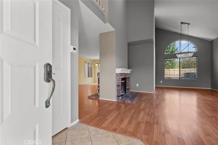 3912 Lost Springs Drive, Calabasas, California 91301