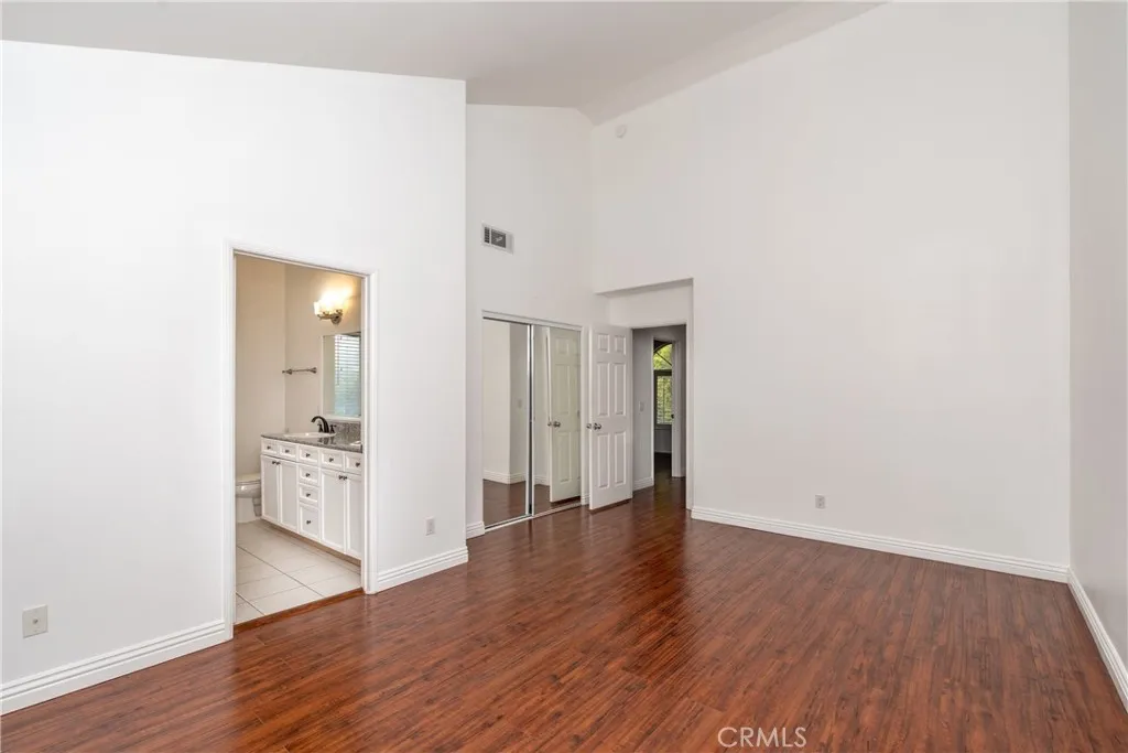 1888 Plaza Del Amo, Torrance, California 90501 home-pic-19