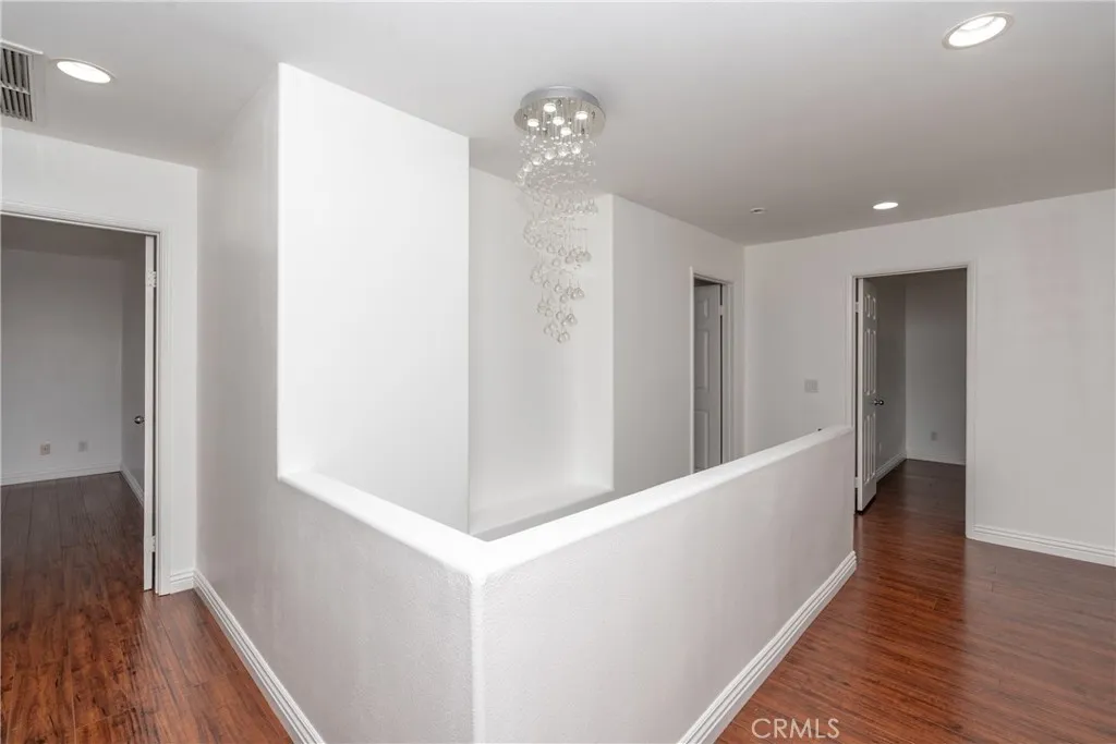 1888 Plaza Del Amo, Torrance, California 90501 home-pic-12
