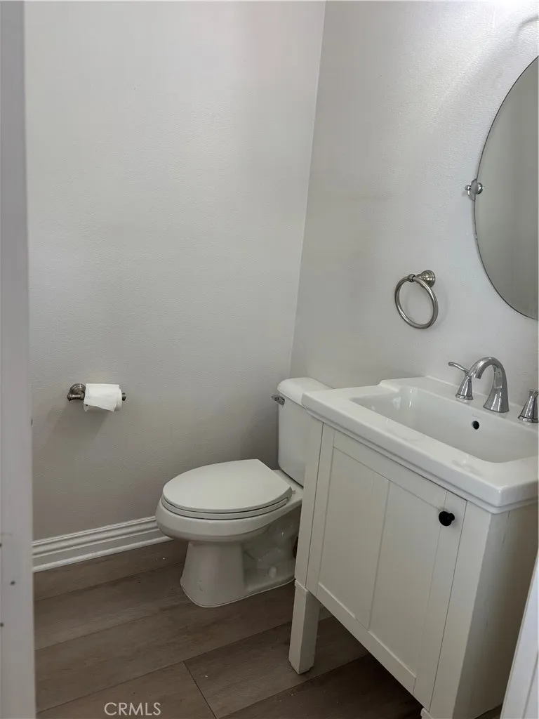 1888 Plaza Del Amo, Torrance, California 90501 home-pic-1