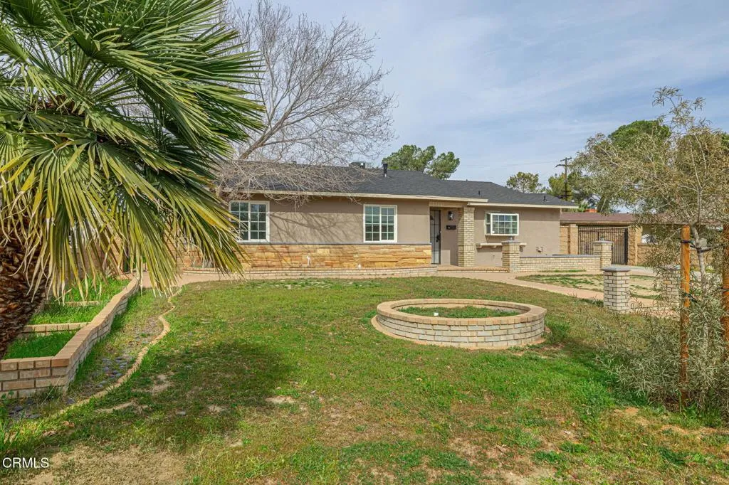39047 Juniper Tree Road, Palmdale, California 93551 home-pic-3