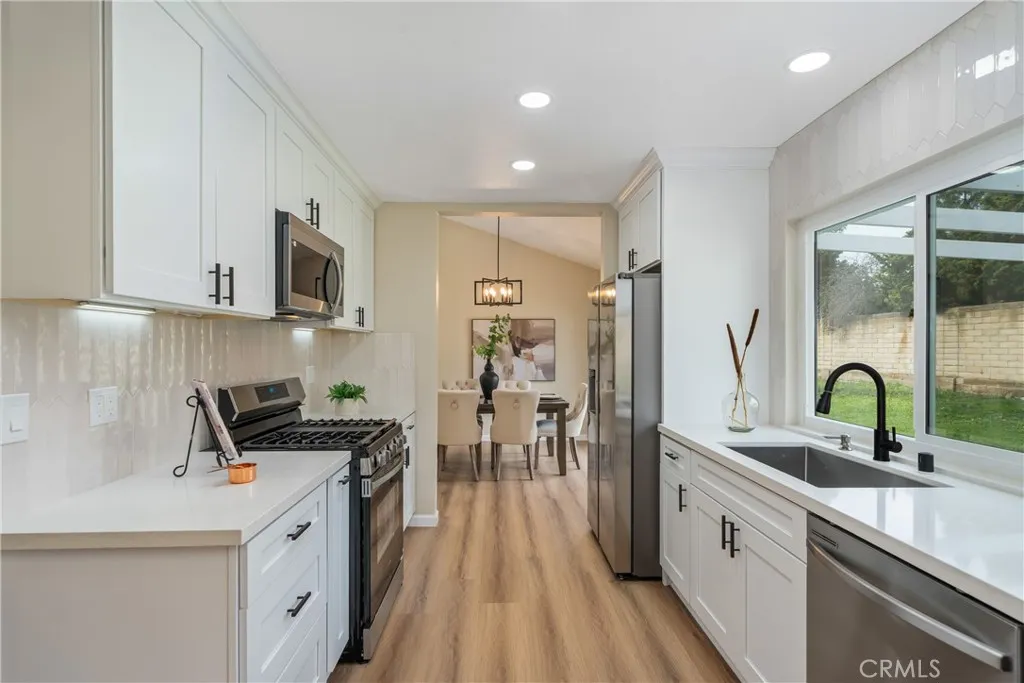 3920 San Marcos Place, Fullerton, California 92835 home-pic-8