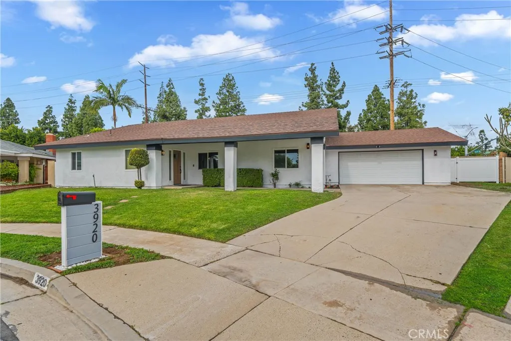 3920 San Marcos Place, Fullerton, California 92835 home-pic-1