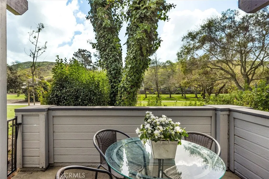 2221 King Court 12, San Luis Obispo, California 93401 home-pic-5