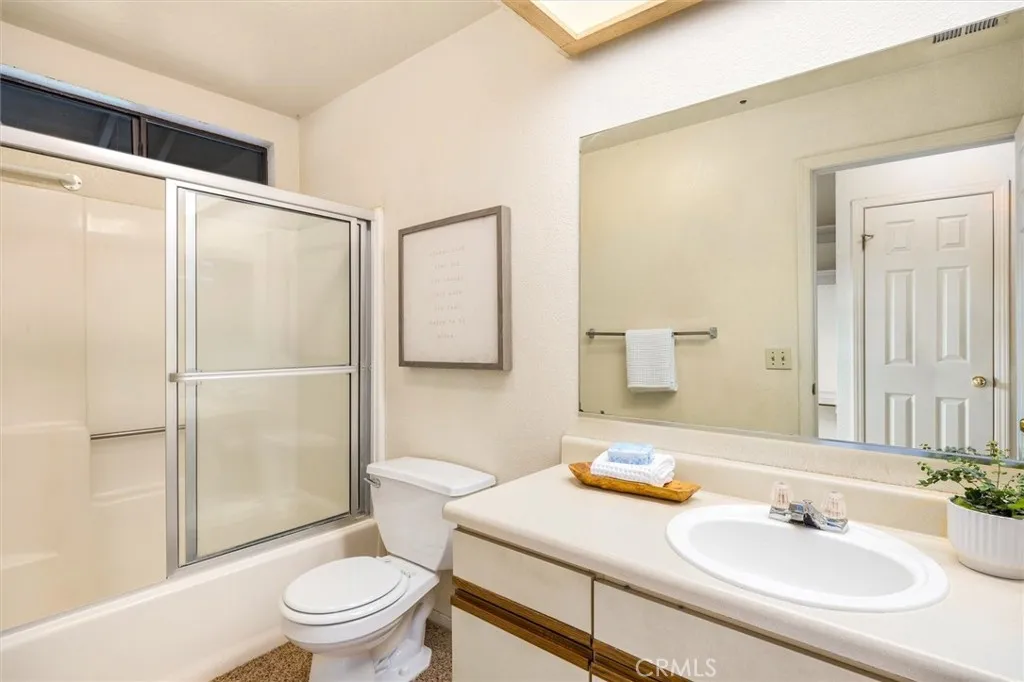 2221 King Court 12, San Luis Obispo, California 93401 home-pic-21