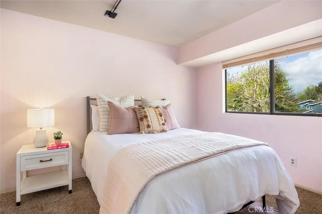 2221 King Court 12, San Luis Obispo, California 93401 home-pic-15