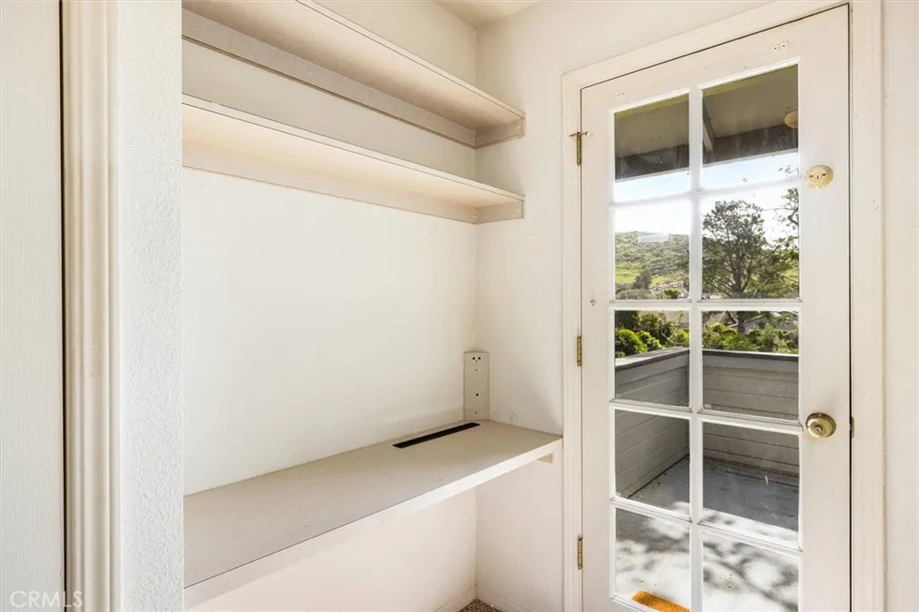 2221 King Court 12, San Luis Obispo, California 93401 home-pic-22