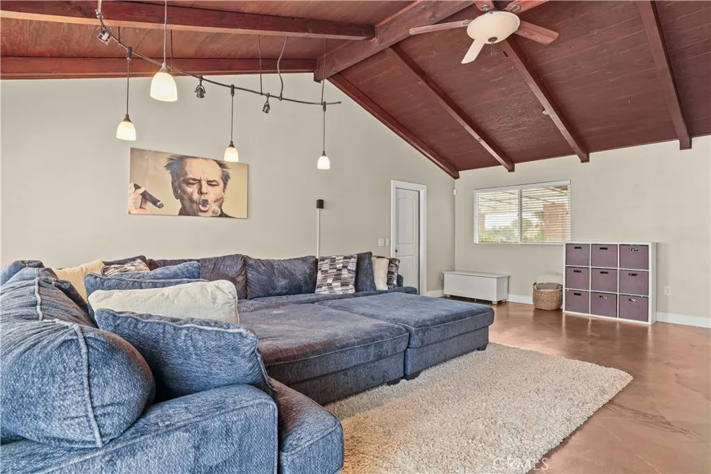 366 Smoke Ridge, Calimesa, California 92320 home-pic-45